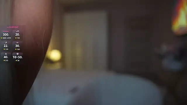 CatchMe1 online show from 11-01-25, 05:36