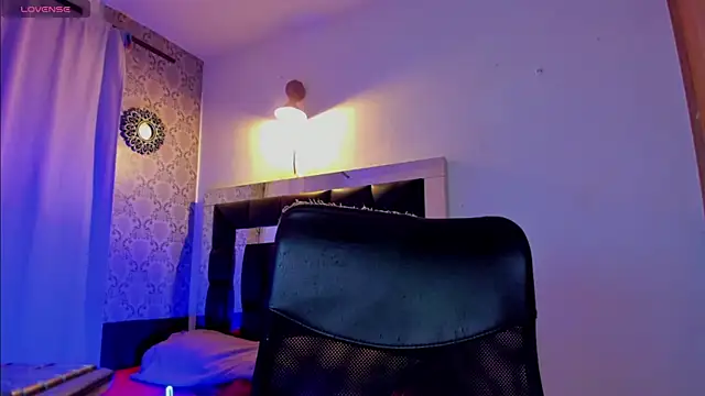 Snapshot of DorisSmith chatting on 02-28-26, 05:18 DorisSmith online show from 02-28-26, 05:18