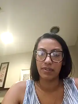 Snapshot of Nikkierosee chatting on 03-14-25, 05:59 Nikkierosee online show from 03-14-25, 05:59