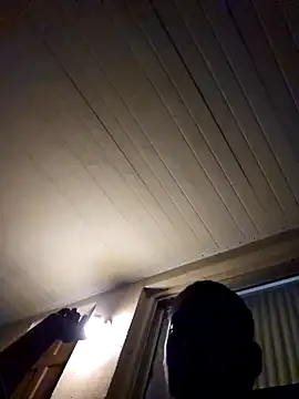 Snapshot of Nikkierosee chatting on 12-18-24, 11:56 Nikkierosee online show from 12-18-24, 11:56