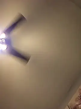 Snapshot of Nikkierosee chatting on 12-11-24, 12:02 Nikkierosee online show from 12-11-24, 12:02