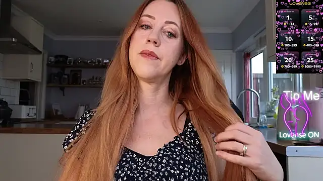 stripmequick online show from 03-12-26, 10:08