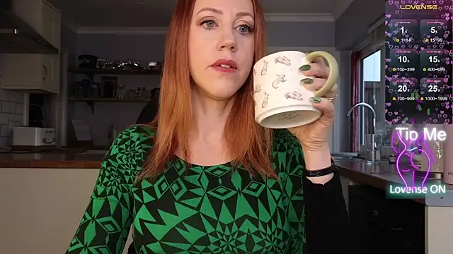 stripmequick online show from 12-04-25, 10:25