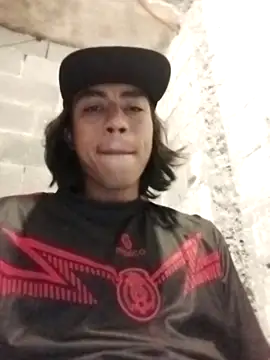 AlexAlejandro13 online show from 07-04-26, 05:17