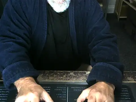 Snapshot of Ch3rry_lover chatting on 09-20-25, 02:33 Ch3rry lover online show from 09-20-25, 02:33