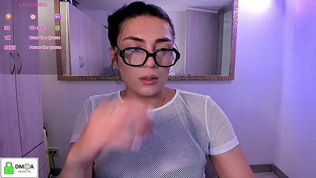 EricaVanderhill online show from 05-28-26, 10:04
