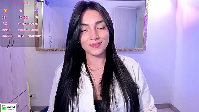 EricaVanderhill online show from 04-07-26, 01:07