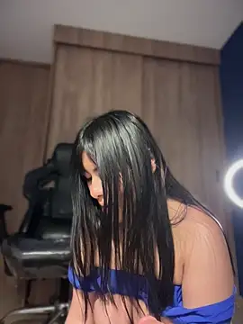 Roxxannne online show from 03-29-26, 09:16