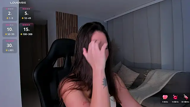 AnnieHallX online show from 03-19-25, 01:10