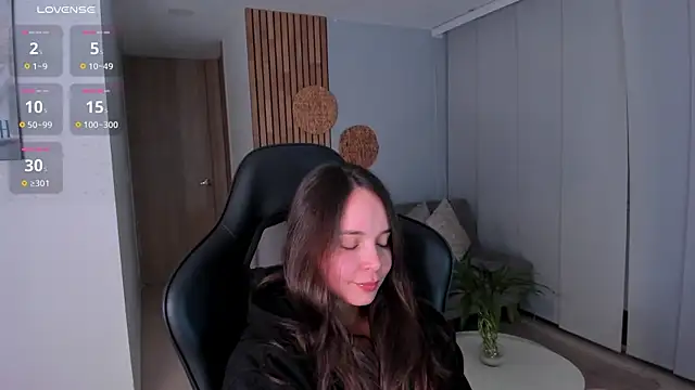 AnnieHallX online show from 10-11-25, 02:34