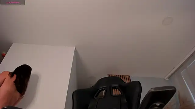 AnnieHallX online show from 03-02-25, 10:02