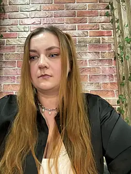 CandyShoopp online show from 10-27-25, 05:25