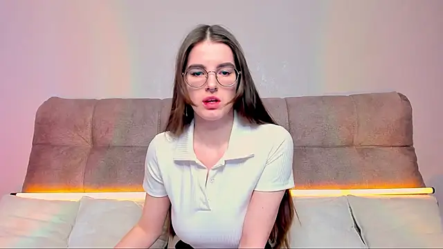 AriellaTesk online show from 05-16-26, 05:06