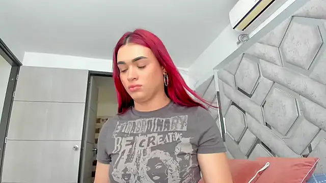 Snapshot of alexandra_fire69x chatting on 05-02-26, 02:33 alexandra fire69x online show from 05-02-26, 02:33