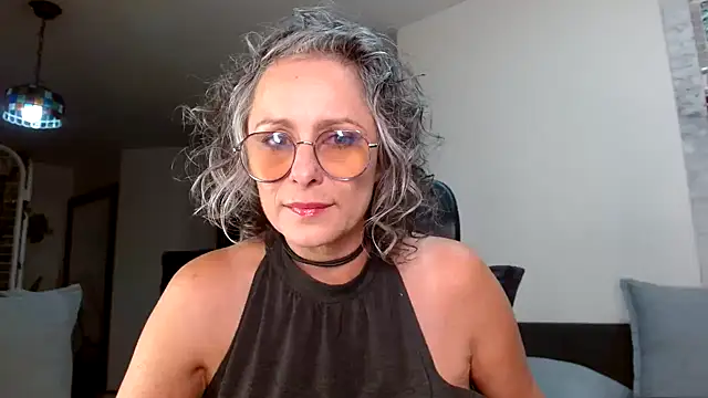 Snapshot of Pinkboobie chatting on 12-03-24, 06:55 Pinkboobie online show from 12-03-24, 06:55