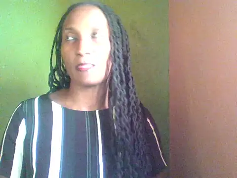 Snapshot of Athena_2019 chatting on 01-16-26, 10:19 Athena 2019 online show from 01-16-26, 10:19