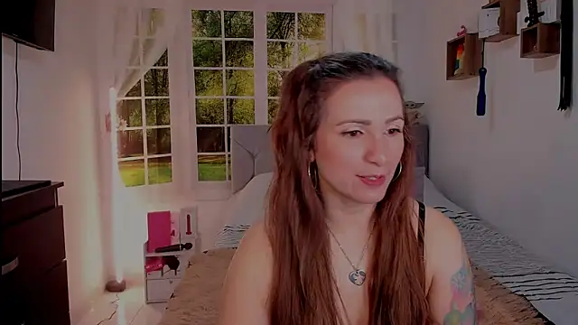 Snapshot of vanessabrown_ chatting on 06-01-26, 04:06 vanessabrown online show from 06-01-26, 04:06