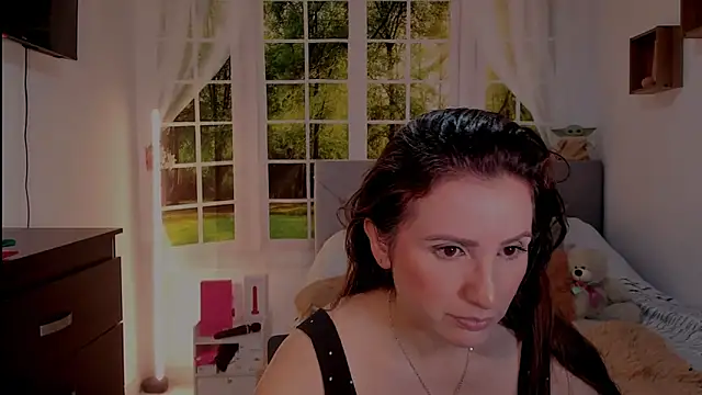 Snapshot of vanessabrown_ chatting on 06-03-26, 06:34 vanessabrown online show from 06-03-26, 06:34