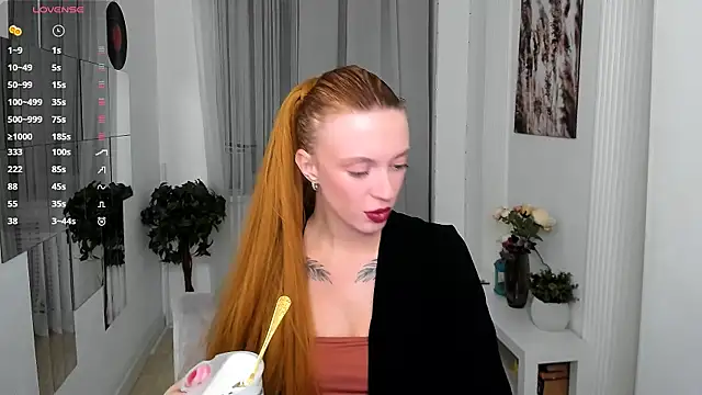 Salme Sweet online show from 10-05-25, 10:22