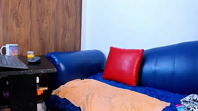 Mature Skinny online show from 04-13-26, 06:12