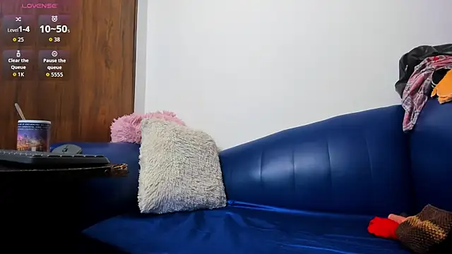 Mature Skinny online show from 09-10-25, 12:04