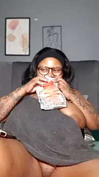 PearlSexxy69 online show from 02-21-26, 06:21