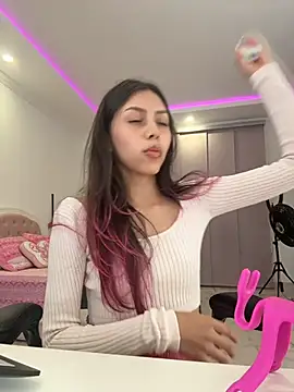 Snapshot of Sensualtease chatting on 02-02-26, 11:15 Sensualtease online show from 02-02-26, 11:15