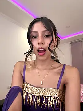 Snapshot of Sensualtease chatting on 10-17-25, 10:44 Sensualtease online show from 10-17-25, 10:44
