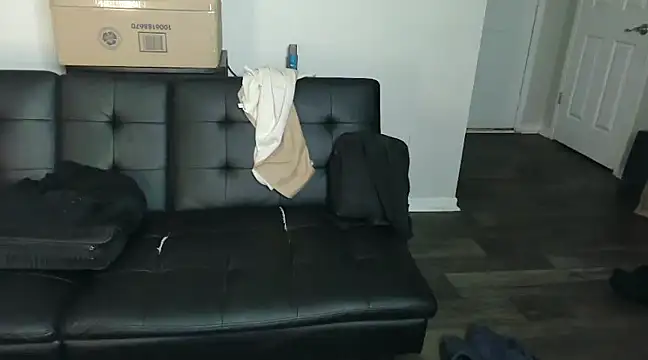 EntitledMistress online show from 01-10-25, 09:55