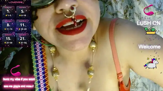 Snapshot of Star-Night chatting on 02-27-25, 05:05 Star-Night online show from 02-27-25, 05:05