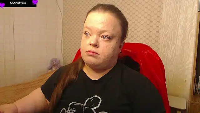 Janiffer MiMi online show from 11-13-25, 07:45