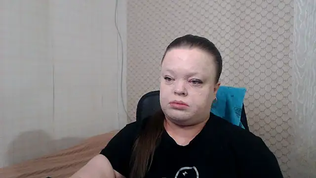 Janiffer MiMi online show from 04-30-26, 05:42
