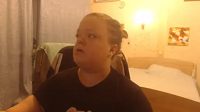 Janiffer MiMi online show from 03-21-25, 07:46