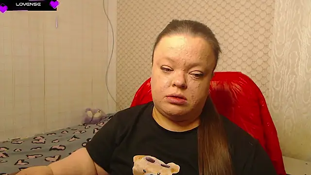 Janiffer MiMi online show from 12-22-25, 06:52