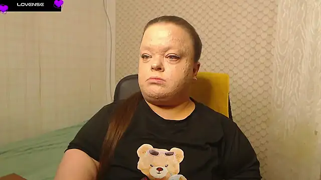 Janiffer MiMi online show from 04-07-26, 05:48