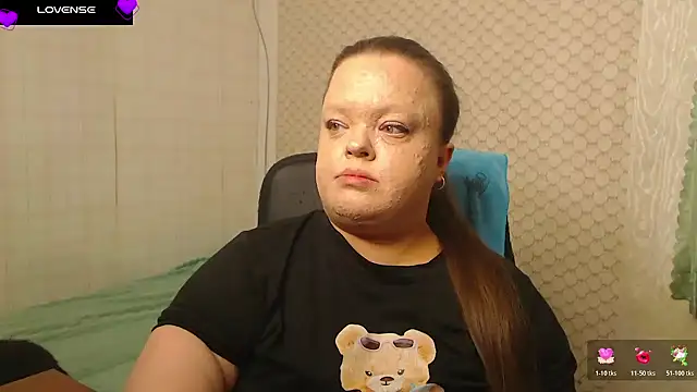 Janiffer MiMi online show from 03-31-26, 03:58