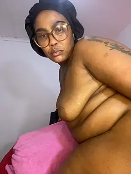 BADFATASS85 online show from 03-11-25, 06:08