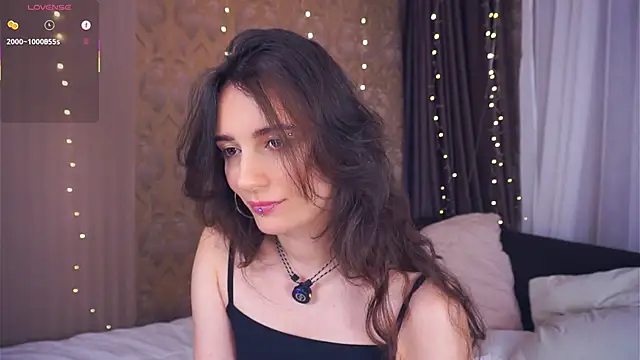 Holla Molly online show from 02-03-26, 06:00