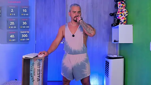 Ricardo 1998 online show from 03-11-26, 03:22