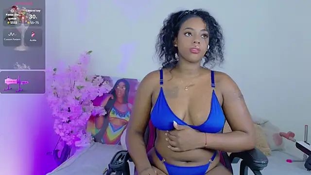 HollyJorda online show from 02-11-26, 03:34