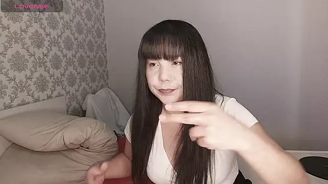 MissValday online show from 11-27-25, 05:30