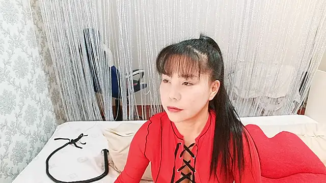 Snapshot of MissValday chatting on 03-21-25, 08:06 MissValday online show from 03-21-25, 08:06