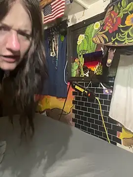 Snapshot of 1-800-FUCKYOU chatting on 03-11-25, 06:08 1-800-FUCKYOU online show from 03-11-25, 06:08