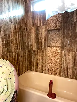 Snapshot of 1-800-FUCKYOU chatting on 10-10-25, 06:53 1-800-FUCKYOU online show from 10-10-25, 06:53