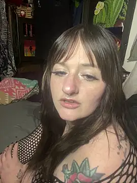 Snapshot of 1-800-FUCKYOU chatting on 03-13-25, 04:38 1-800-FUCKYOU online show from 03-13-25, 04:38