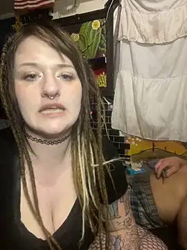 Snapshot of 1-800-FUCKYOU chatting on 03-01-25, 10:13 1-800-FUCKYOU online show from 03-01-25, 10:13