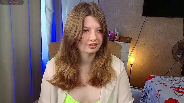 Vivian cutie online show from 05-30-26, 10:43