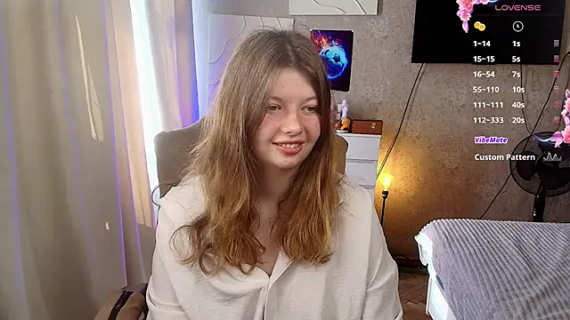 Vivian cutie online show from 07-16-26, 12:35