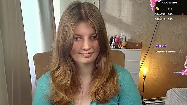 Vivian cutie online show from 06-04-26, 03:38