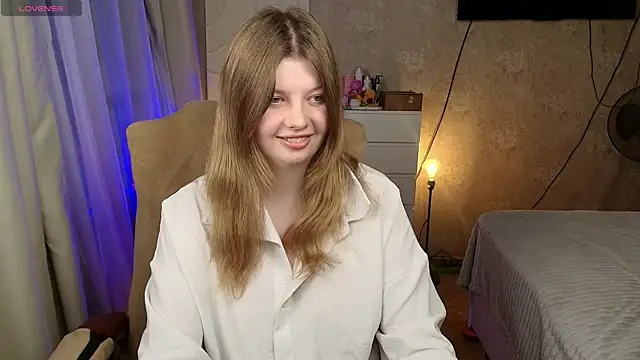 Vivian cutie online show from 12-05-25, 02:37